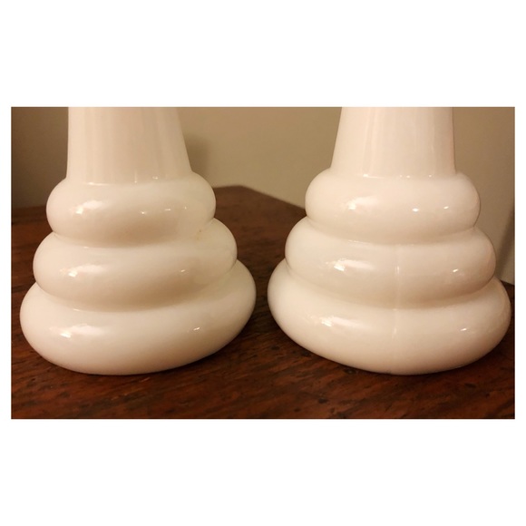 Two Vintage Milk Glass Bud Vases - Picture 2 of 4